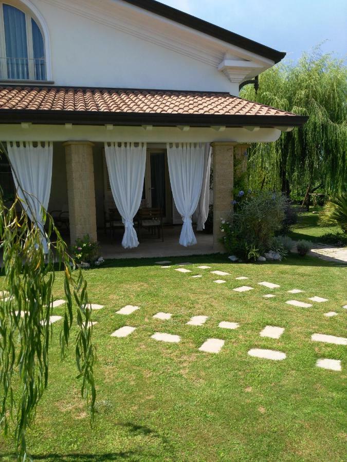 Villa I Salici Marina di Massa Exterior foto