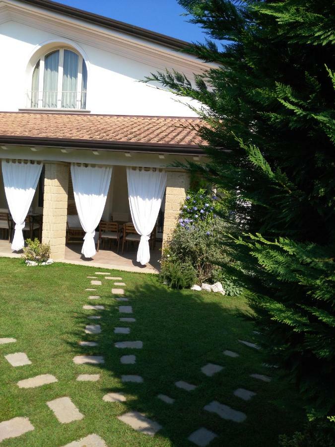 Villa I Salici Marina di Massa Exterior foto
